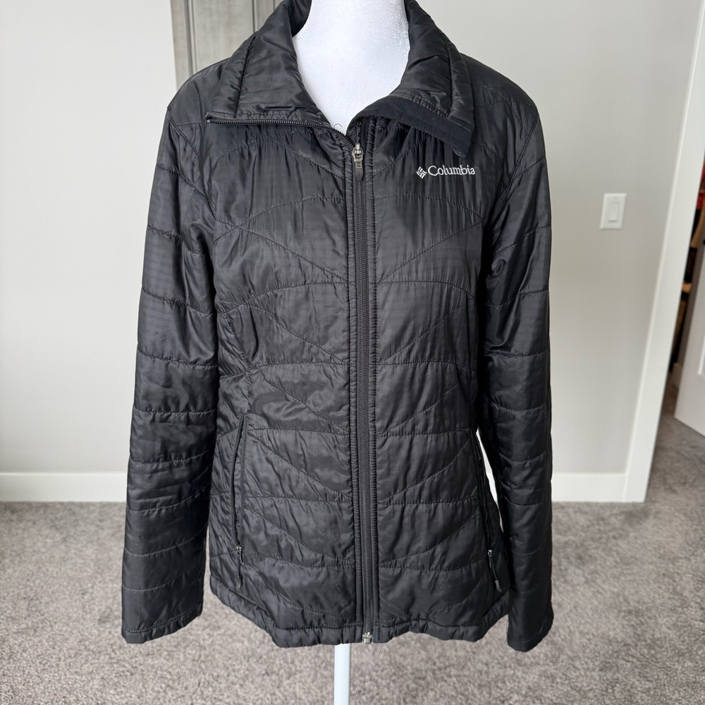 Columbia Women's Black Puffer Jacket
